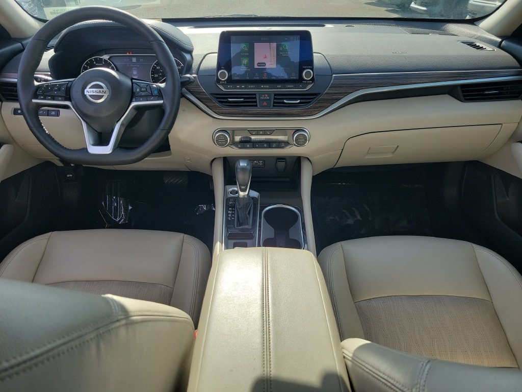 Certified 2022 Nissan Altima 2.5 SL FWD image 11