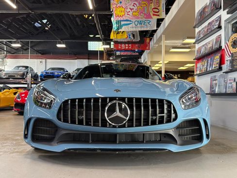 Used 2019 Mercedes-Benz AMG GT R image 2