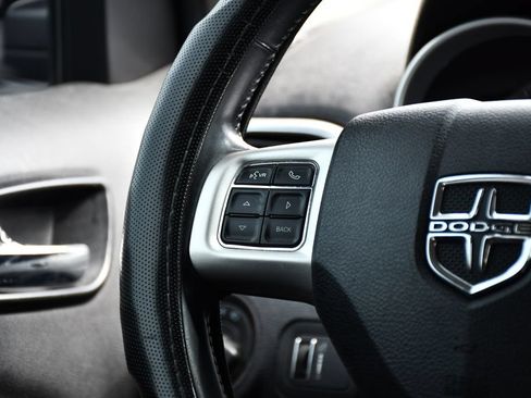 Used 2019 Dodge Journey SE w/ Connectivity Group FWD image 21