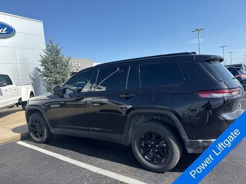 Used 2024 Jeep Grand Cherokee L Altitude AWD/4WD image 9