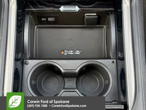 Used 2023 GMC Yukon XL Denali w/ Advanced Technology Package AWD/4WD image 34