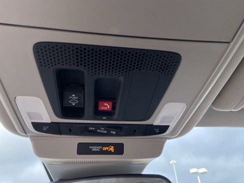 Used 2024 Honda Accord EX image 41