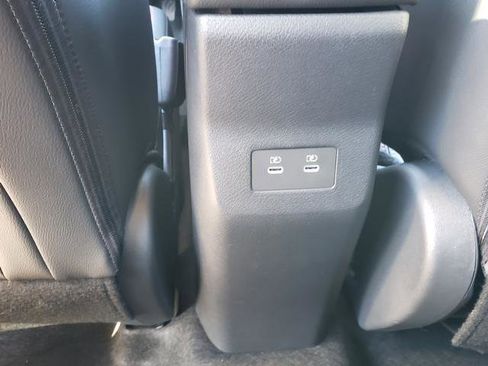 New 2026 Nissan Kicks SR w/ Cold Weather Package AWD/4WD image 15