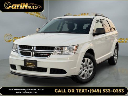 Used 2018 Dodge Journey SE w/ Popular Equipment Group image 1