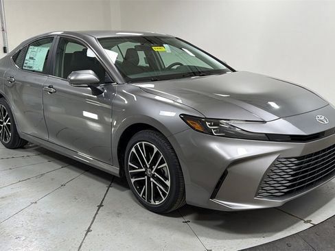 New 2026 Toyota Camry XLE image 3
