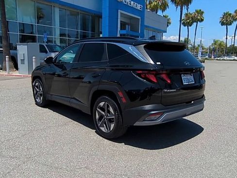 Used 2025 Hyundai Tucson SEL FWD image 6