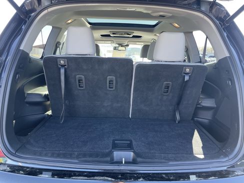 Used 2016 Honda Pilot Elite image 10