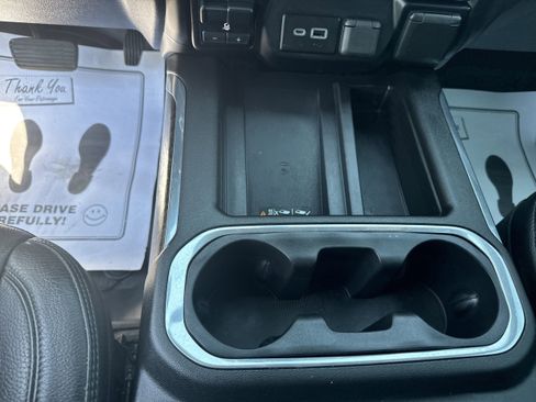 Used 2023 GMC Sierra 2500 Denali w/ Denali Ultimate Package image 12