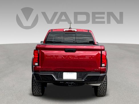 Certified 2025 Chevrolet Colorado ZR2 w/ Midnight Edition image 21