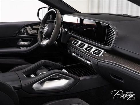 Used 2024 Mercedes-Benz GLE 63 AMG S image 40