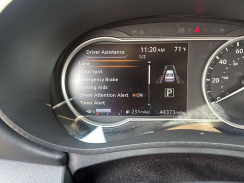 Used 2024 Nissan Versa SR w/ Trunk Package FWD image 30