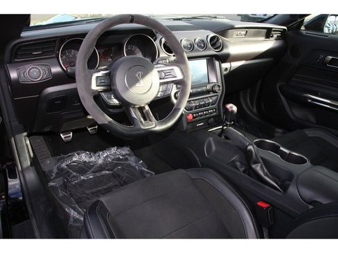 Used 2017 Ford Mustang Shelby GT350 image 14