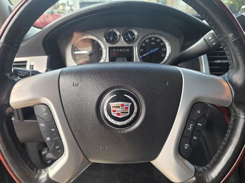 Used 2014 Cadillac Escalade Luxury AWD/4WD image 16