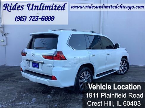 Used 2017 Lexus LX 570 4WD image 8