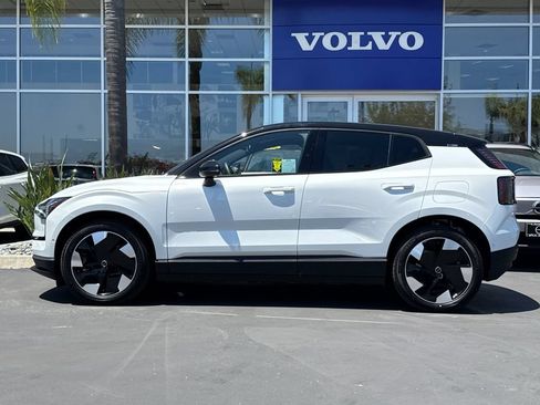Certified 2025 Volvo EX30 Ultra w/ Climate Package AWD/4WD image 2