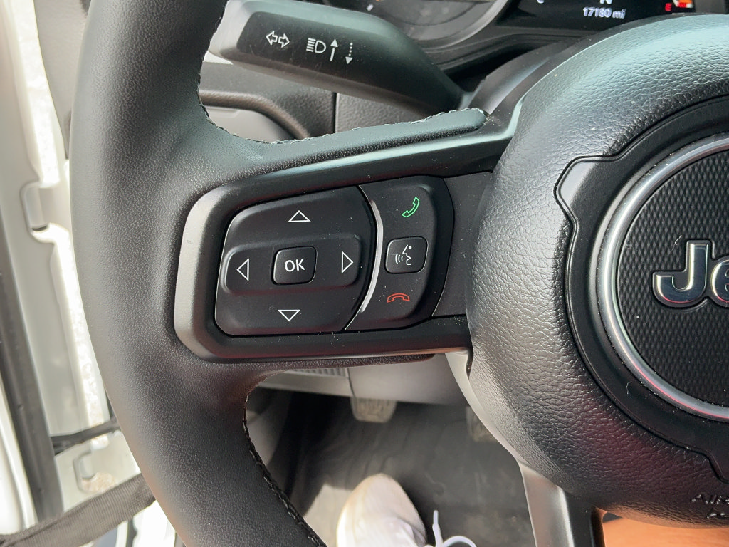 Certified 2025 Jeep Wrangler Unlimited Sport AWD/4WD image 21