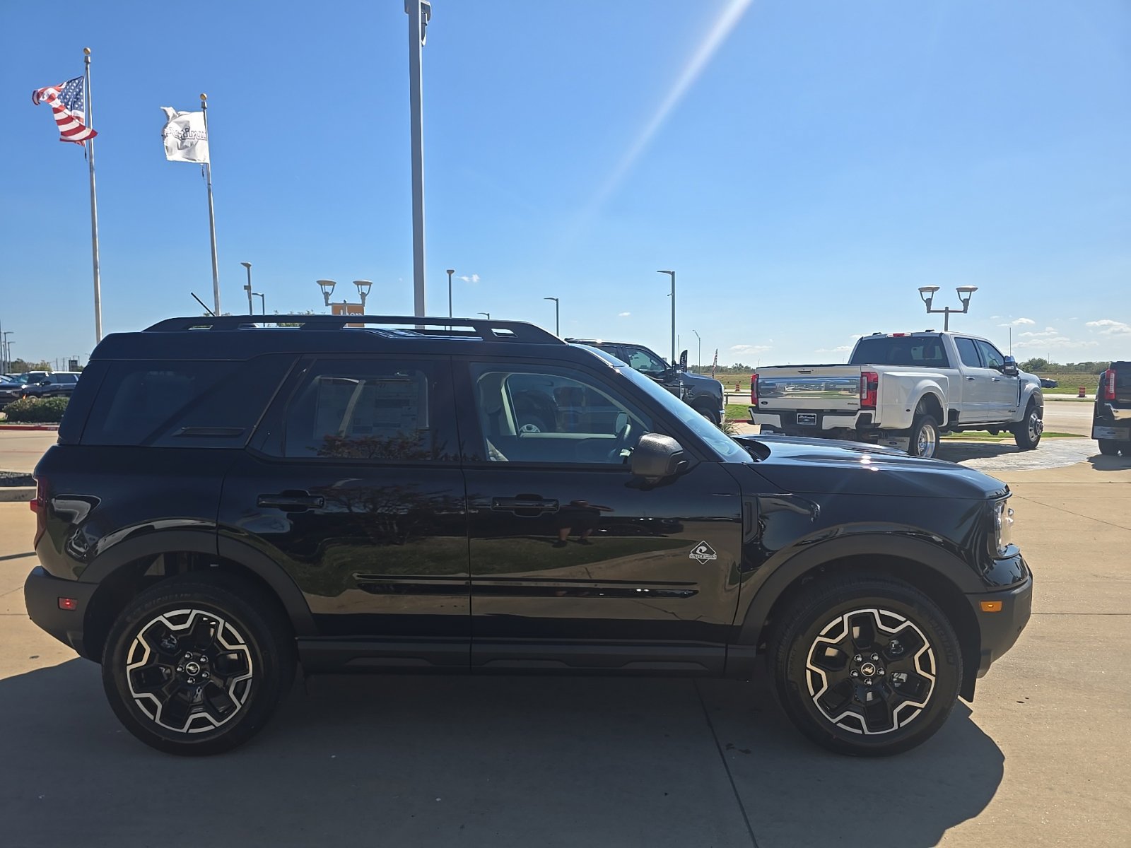 New 2026 Ford Bronco Sport Outer Banks w/ Outer Banks Tech Package+ AWD/4WD image 7