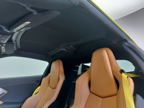 Used 2021 Chevrolet Corvette Stingray Preferred Cpe w/ Battery Protection Package RWD image 7