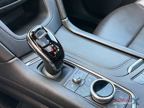 Used 2024 Cadillac XT6 Sport image 17