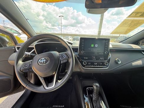 Used 2022 Toyota Corolla XSE FWD image 19