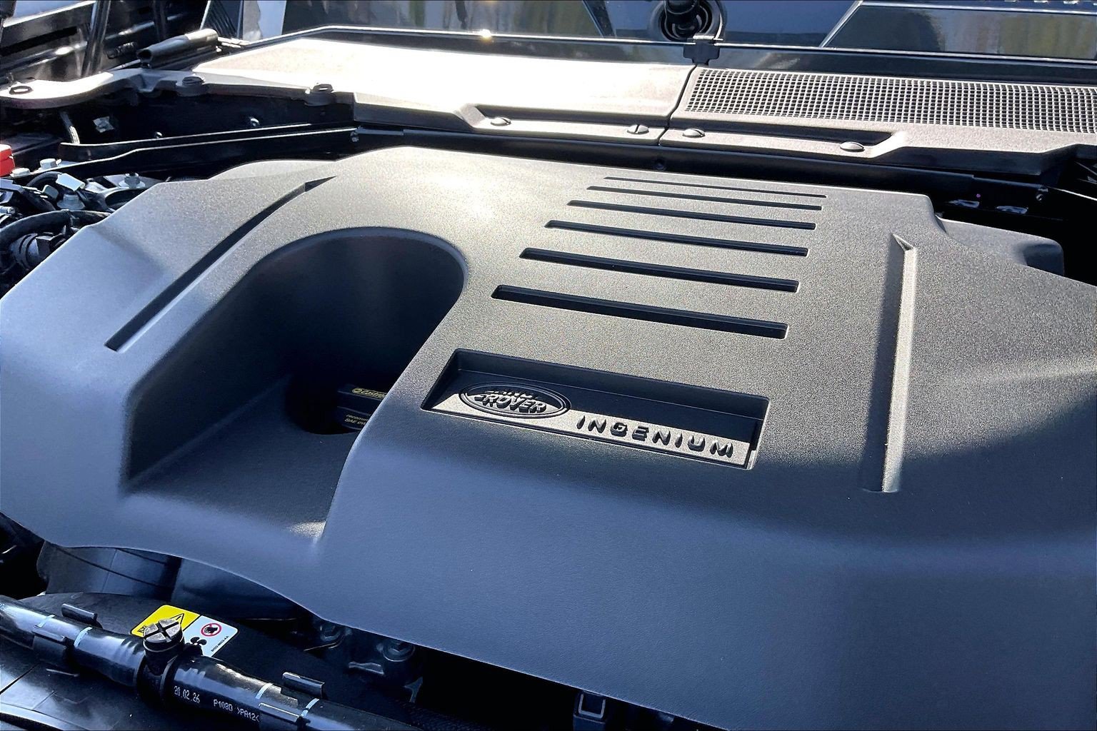 New 2026 Land Rover Defender 110 X-Dynamic SE AWD/4WD image 19