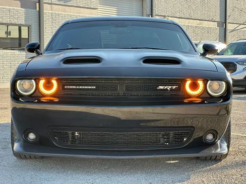 Used 2015 Dodge Challenger R/T Scat Pack w/ Scat Pack Appearance Package RWD image 16