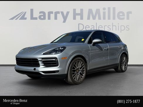 Used 2020 Porsche Cayenne S image 1