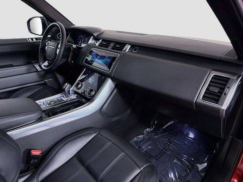 Used 2020 Land Rover Range Rover Sport SE AWD/4WD image 30