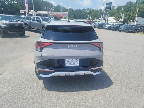 Certified 2025 Kia Sportage SX FWD image 6