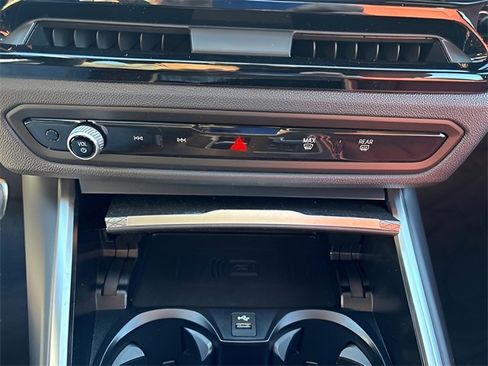 Used 2025 BMW 330i xDrive Sedan image 18