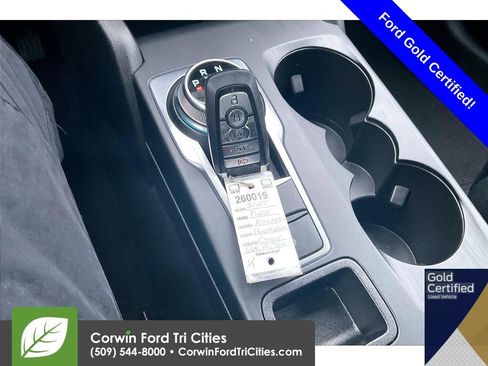 Used 2025 Ford Escape Platinum image 10