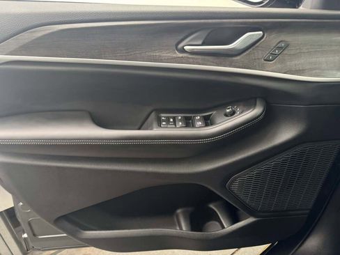 New 2025 Jeep Grand Cherokee Limited image 27