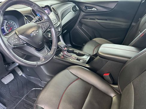 Used 2022 Chevrolet Equinox RS w/ RS Leather Package FWD image 10