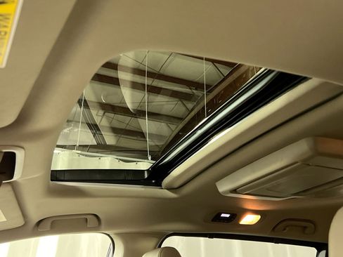 Used 2018 Honda Odyssey Elite image 24