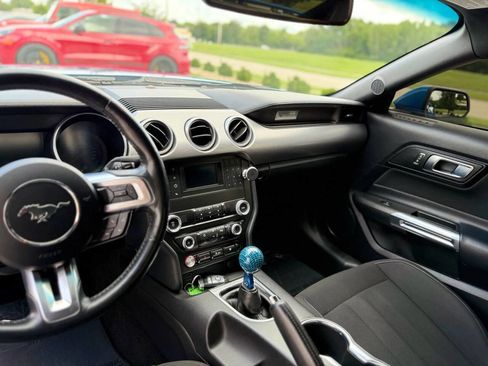 Used 2019 Ford Mustang GT image 15