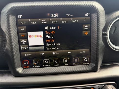 Used 2023 Jeep Wrangler Sahara w/ Dual Top Group image 16