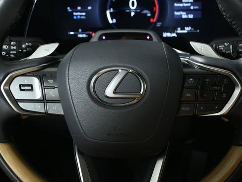 Used 2025 Lexus RX 350 Premium w/ Convenience Package image 19