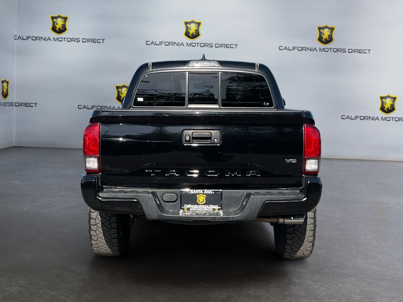 Used 2016 Toyota Tacoma TRD Sport AWD/4WD image 6