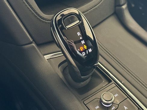 Used 2024 Cadillac XT5 Premium Luxury image 24