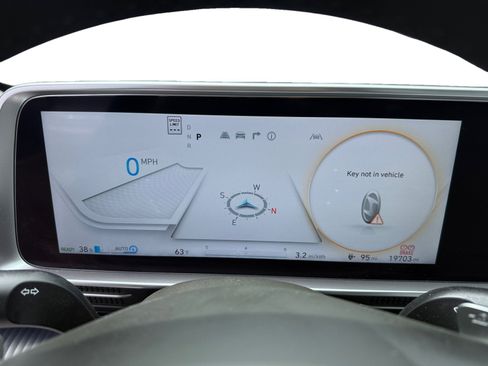 Used 2023 Hyundai Ioniq 6 Limited image 11