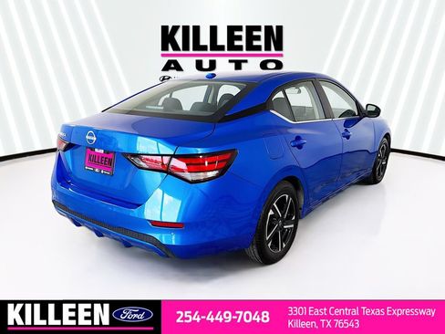 Used 2025 Nissan Sentra SV FWD image 8