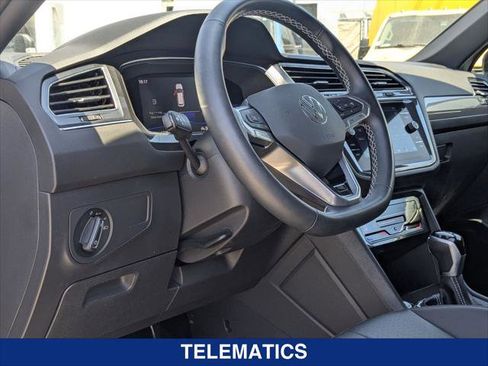 Used 2023 Volkswagen Tiguan SE R-Line FWD image 12