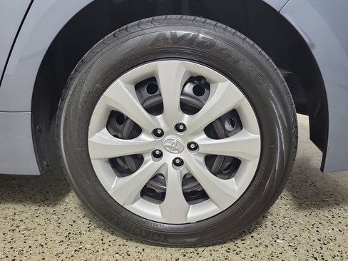 Used 2023 Toyota Corolla LE FWD image 8