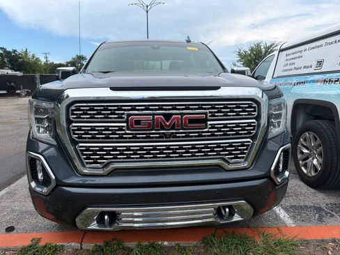 Used 2021 GMC Sierra 1500 Denali w/ Technology Package AWD/4WD image 2