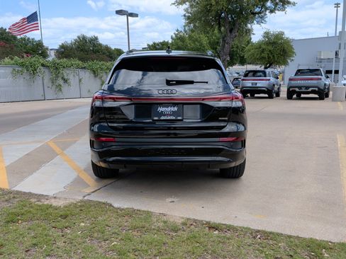 Certified 2024 Audi Q4 e-tron Premium Plus w/ Premium Plus AWD/4WD image 9