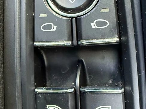 Used 2019 Porsche 718 Boxster image 37