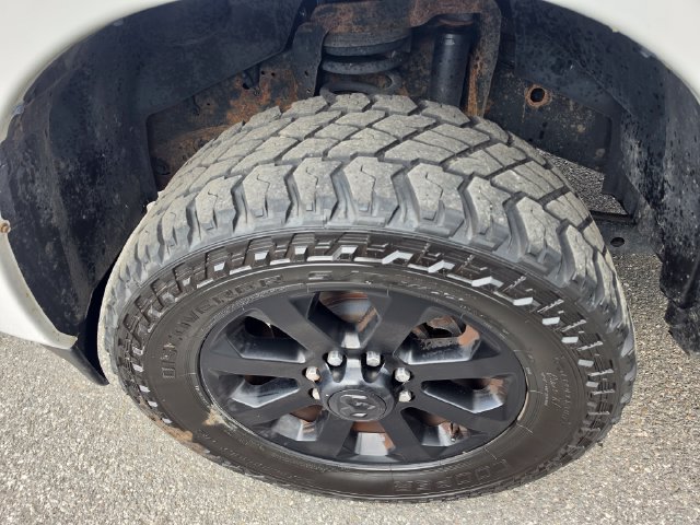 Used 2022 RAM 2500 Big Horn w/ Night Edition AWD/4WD image 9