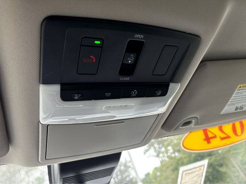 Used 2024 Nissan Altima 2.5 SL image 40