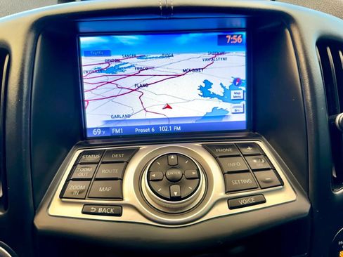 Used 2016 Nissan 370Z Touring RWD image 23