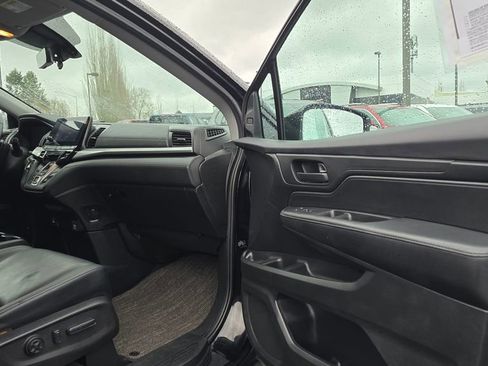 Used 2024 Honda Odyssey EX-L image 10